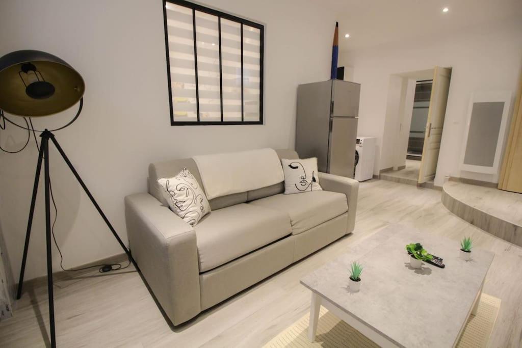 La Bd : Joli T2 Renove /Wi-Fi/Centre-Ville Ангулем Екстер'єр фото